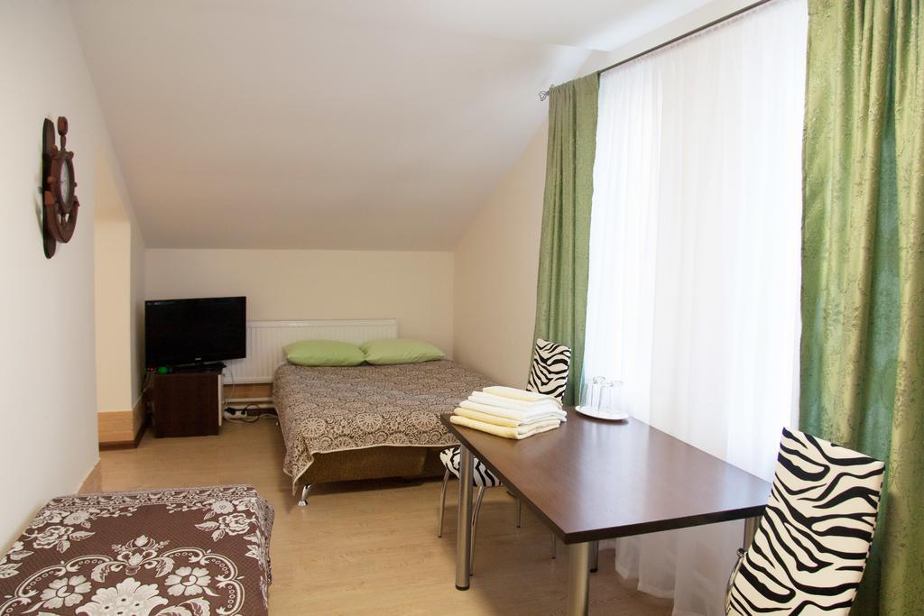 Skobar Mini Hotel Psków Zewnętrze zdjęcie