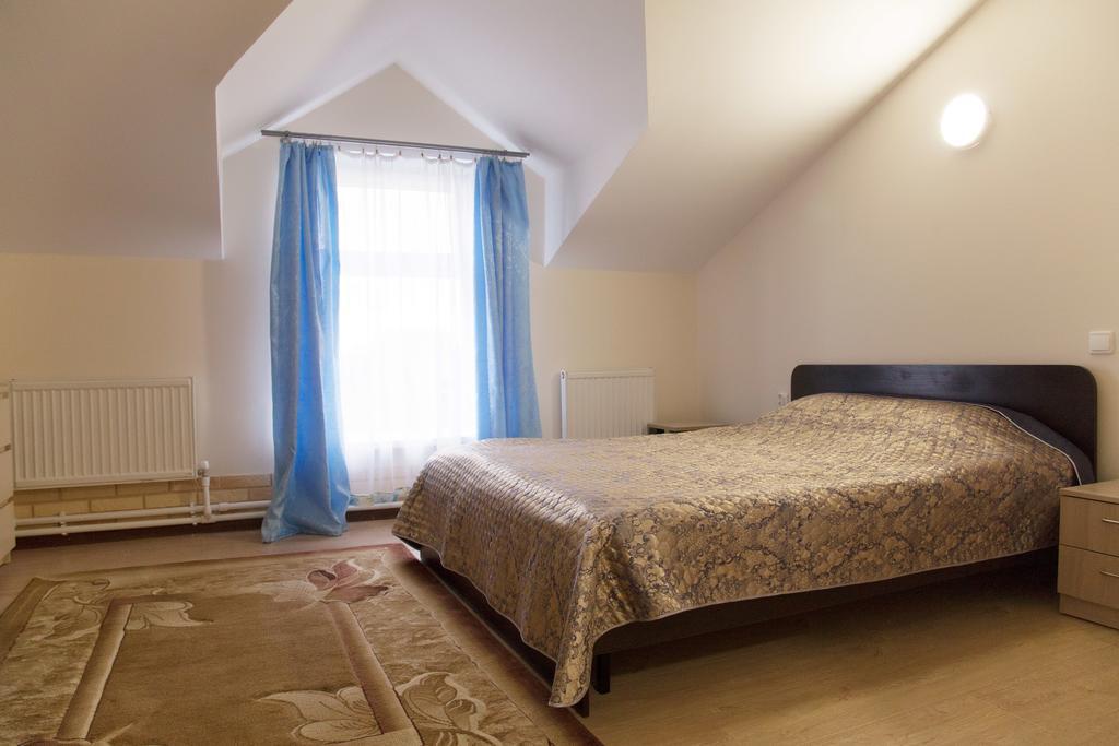 Skobar Mini Hotel Psków Zewnętrze zdjęcie